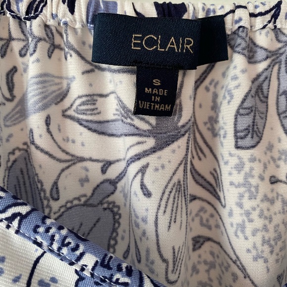 Beautiful blue blouse - Picture 2 of 2